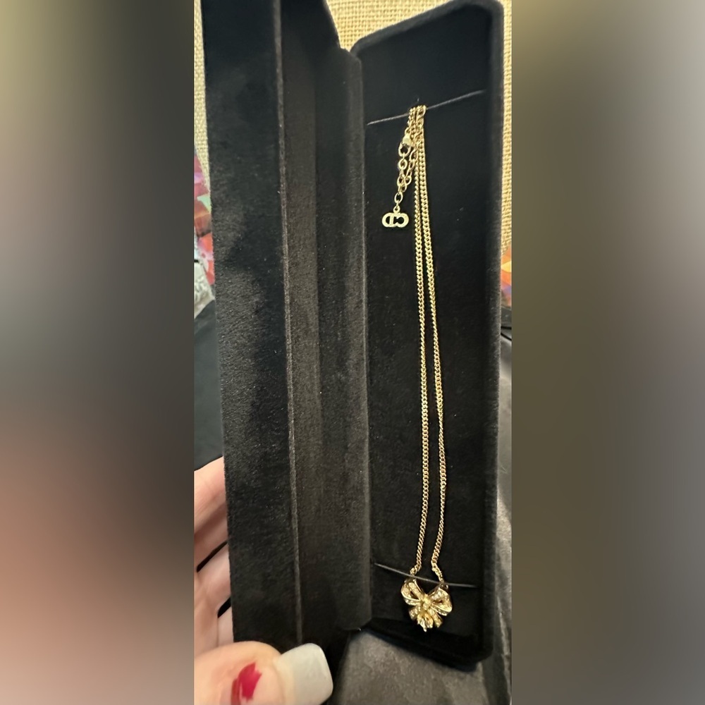 Dior Bow Gold Plated Crystal Necklace EUC Vintage 16-20 in​​ - Picture 8 of 8